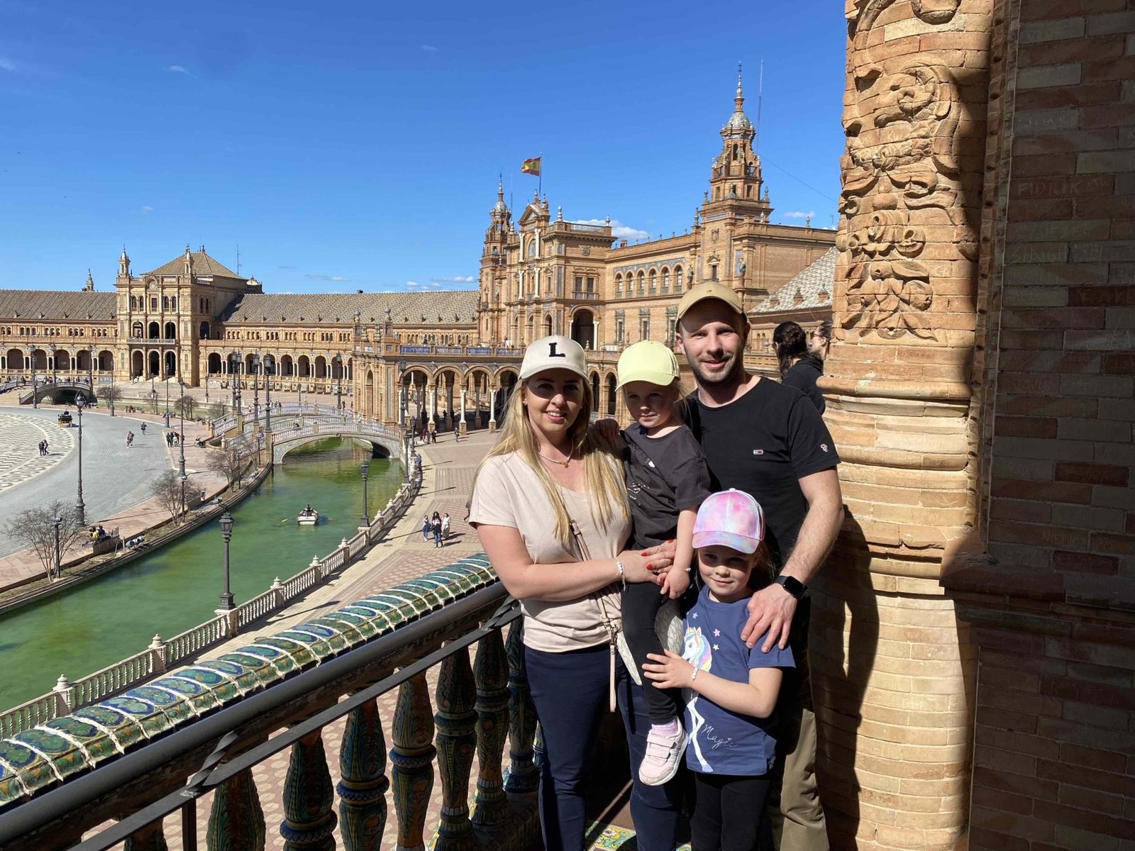 Pobyt Adriana Na Obozie Kosztował 1460 Zł Ceny w Hiszpanii - ile kosztował pobyt na Costa del Sol? - Mum's Life